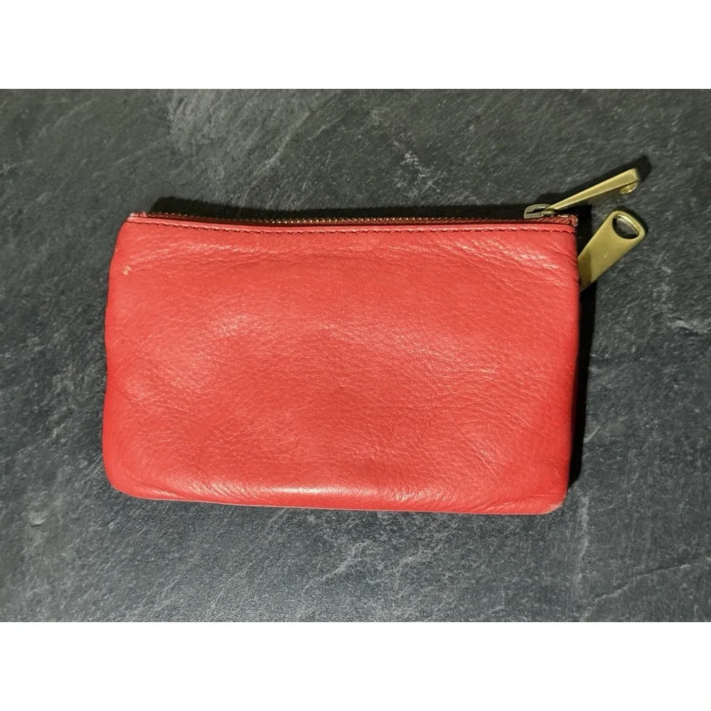 Fossil Red Pebbled Leather Wallet Clutch Card Holder Zip Around Organizer Pocket